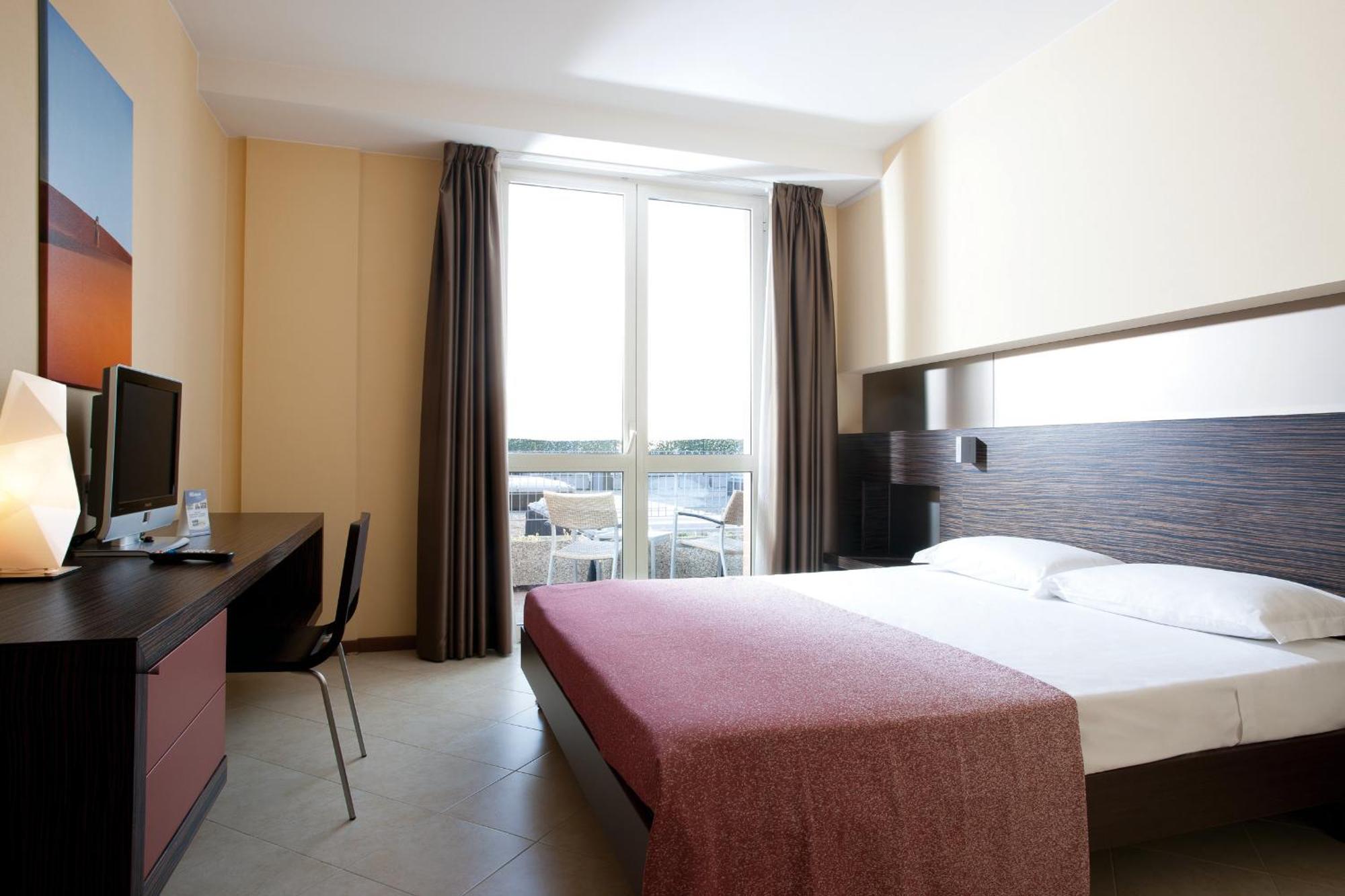 Rosso Frizzante Hotel Sorbara Exterior photo