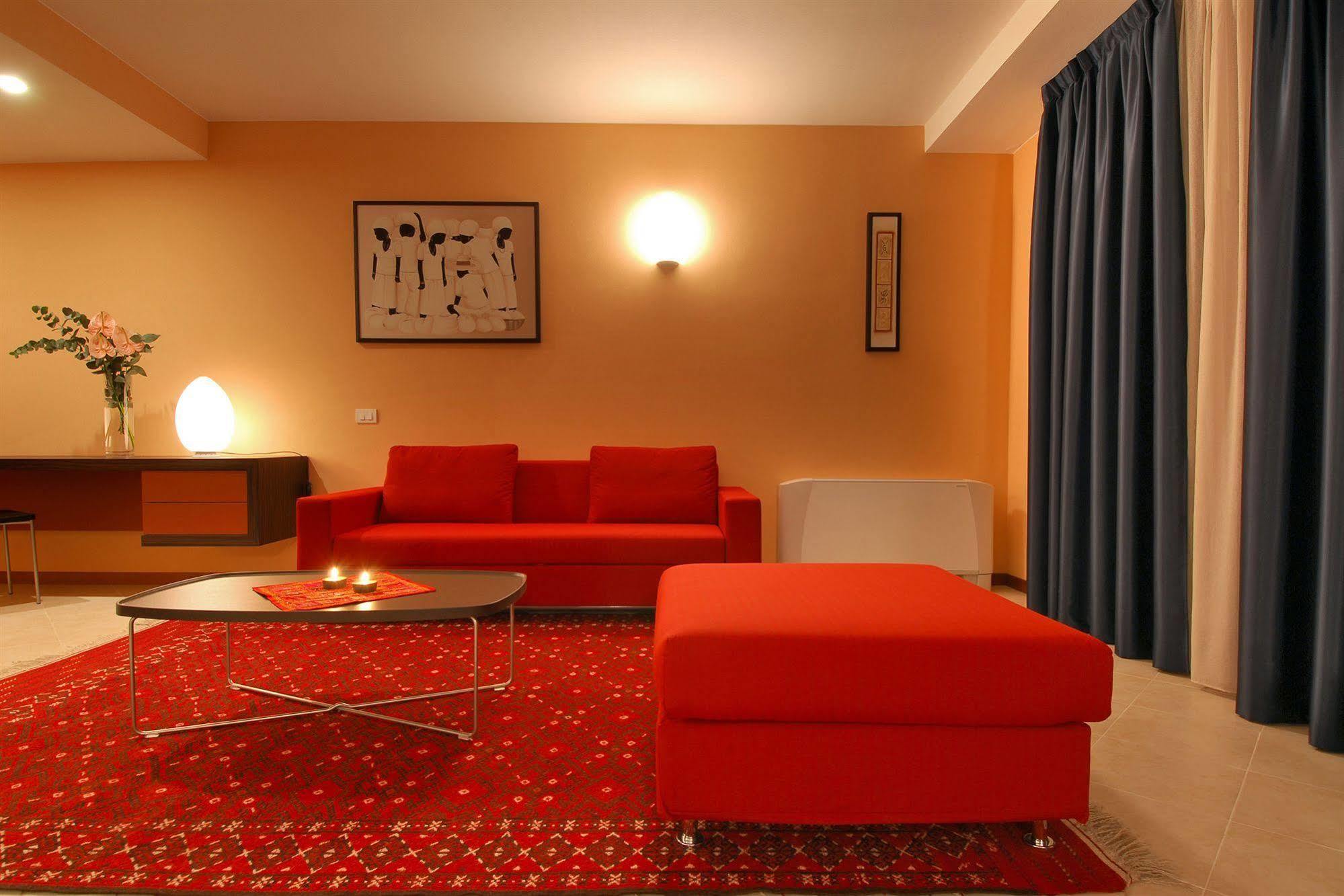 Rosso Frizzante Hotel Sorbara Exterior photo